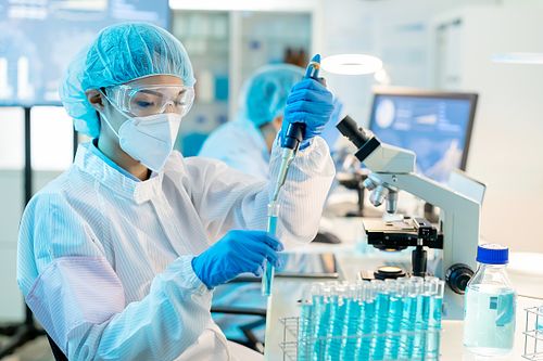 生物化工產(chǎn)品技術(shù)研發(fā) 高居榜首，超40%人才選擇的新興熱點(diǎn)行業(yè)